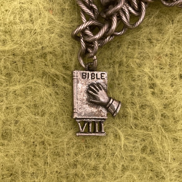 Vintage (Mid-Century) Pewter 10 Commandments Charm Bracelet - Picture 10 of 14